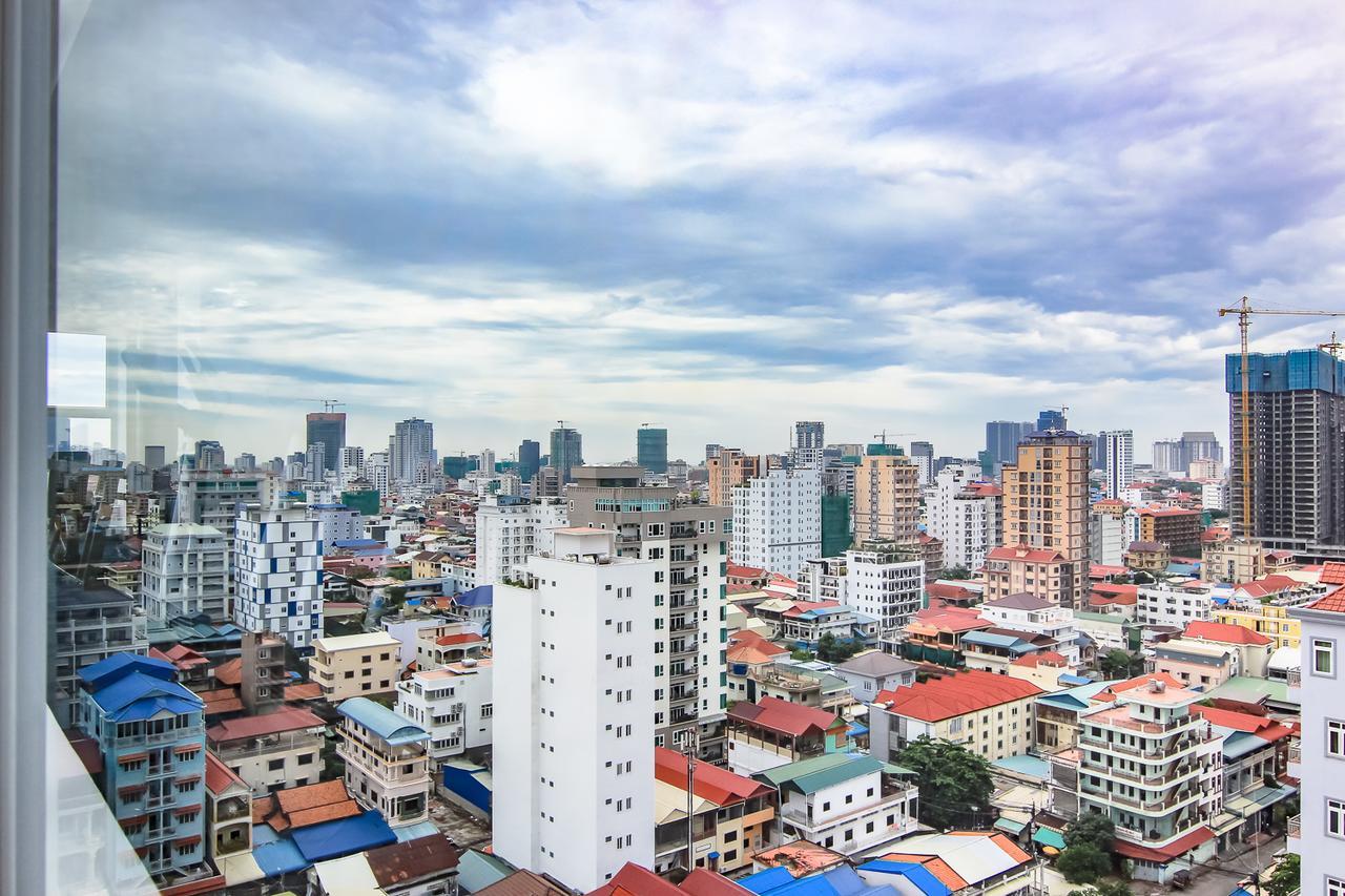 Queen Mansion Phnom Penh Exteriör bild